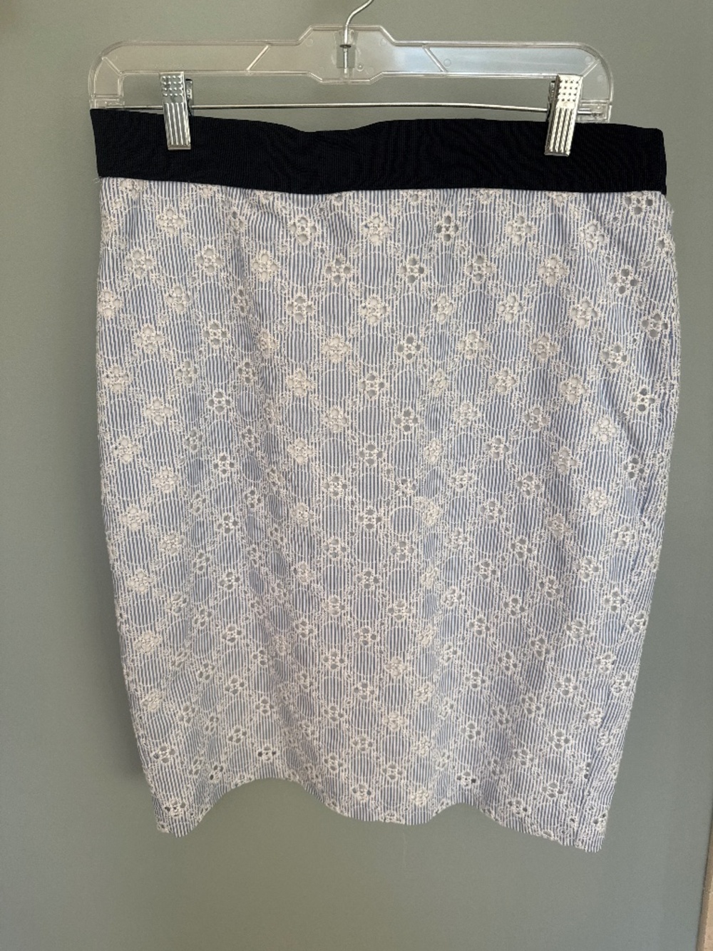 Ann Taylor size 10 pencil skirt
